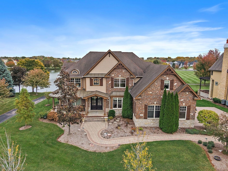 3660 Broadleaf Ave, Elgin, IL 60124 - photo 1