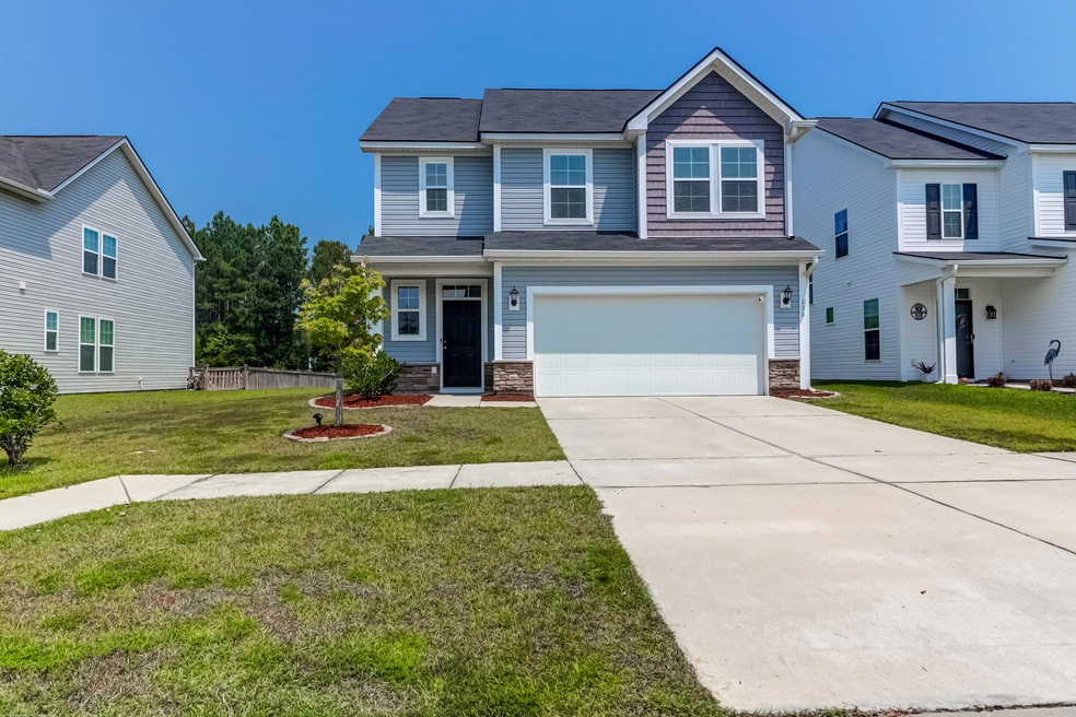 Sold $350,000 • Co-Listing Agent