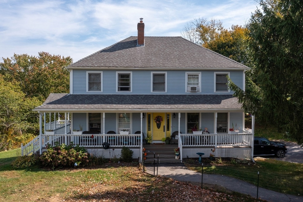 109 Rawson St, Uxbridge, MA 01569 - photo 1