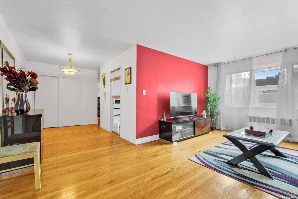 29-49 137th St unit 3, Flushing, NY 11354 - photo 1