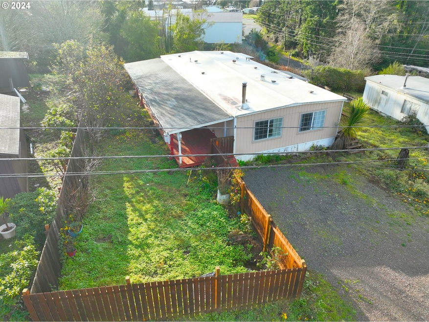 16391 Highway 101 S unit 3, Brookings, OR 97415 - photo 1
