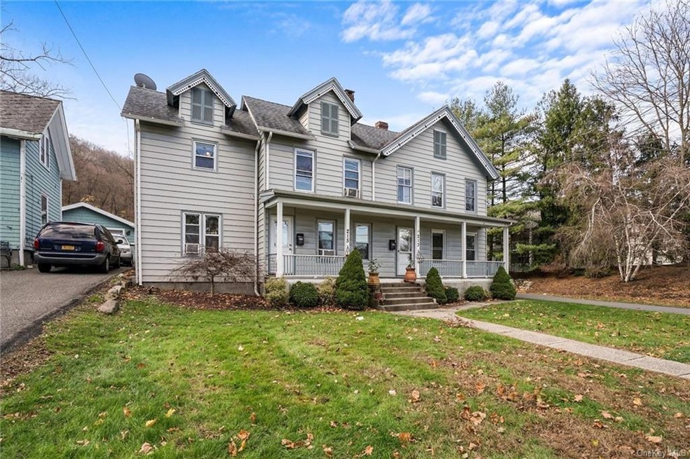 213 Ramapo Rd unit 215, Garnerville, NY 10923 - photo 1