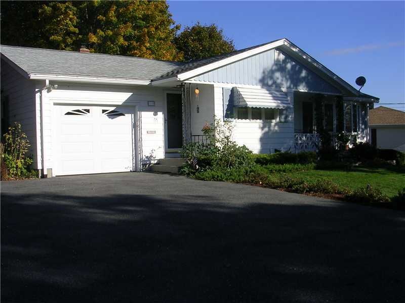 52 Birchwood Dr, Cranston, RI 02920 - photo 1