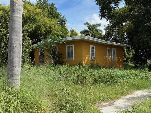 398 Cypress Ave, Pahokee, FL 33476 - photo 1
