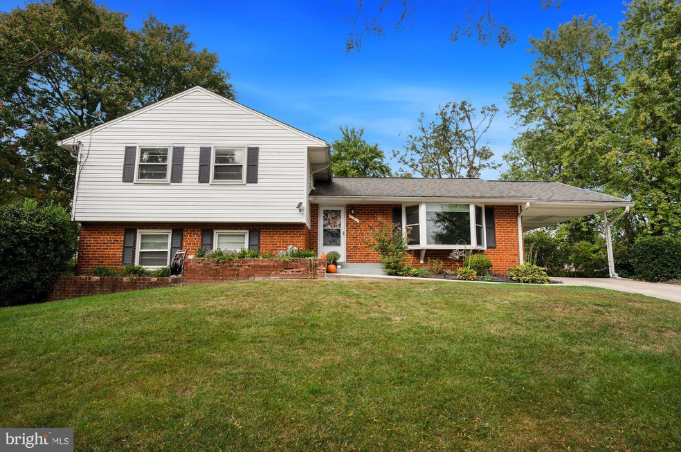 4 Galway Ct, Silver Spring, MD 20904 - photo 1