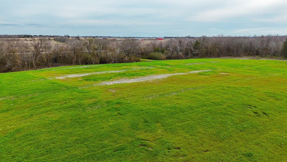 Lot Cir, Corsicana, TX 75109 - photo 1