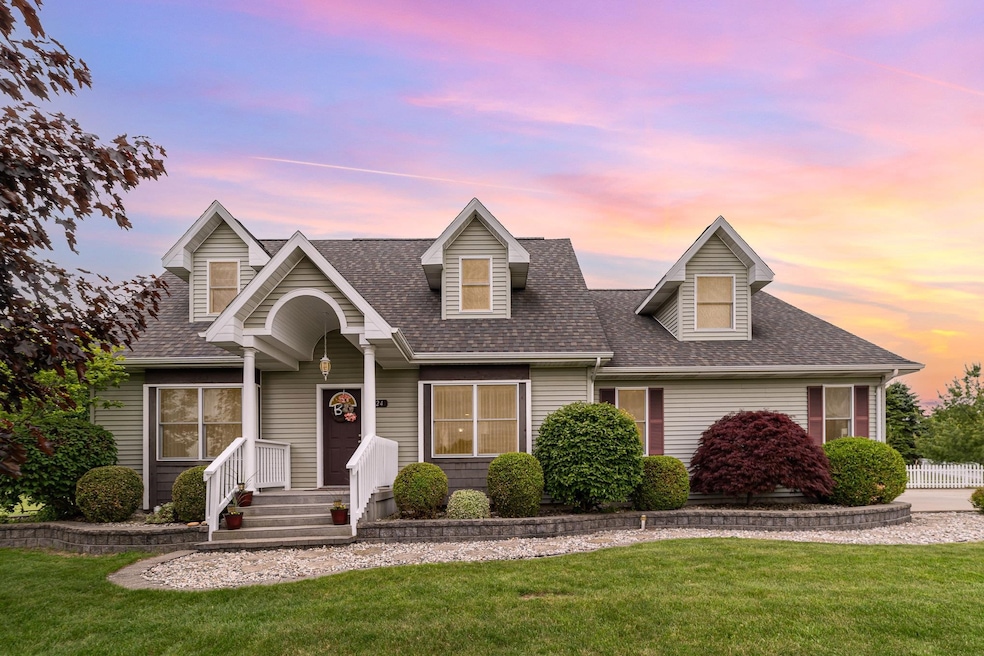 For Sale $425,000 • Co-Listing Agent