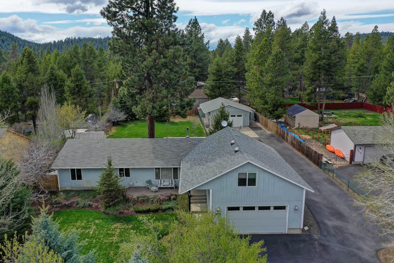 56685 Stellar Dr, Bend, OR 97707 - photo 1