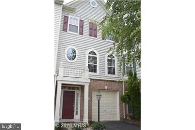 24706 Clock Tower Square, Stone Ridge, VA 20105 - photo 1