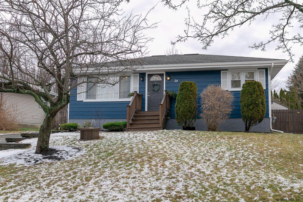 34 Acorn Ave, Rensselaer, NY 12144 - photo 1
