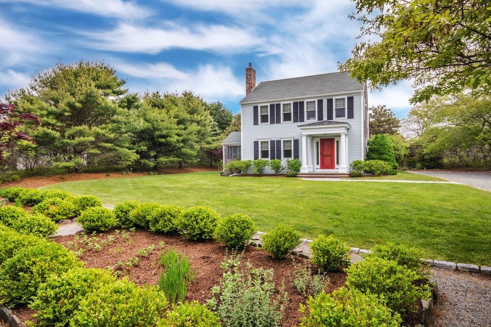 23 Schoolhouse Rd, Edgartown, MA 02539 - photo 1