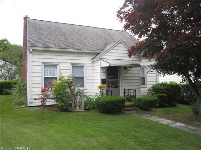 166 Pearl Lake Rd, Waterbury, CT 06706 - photo 1