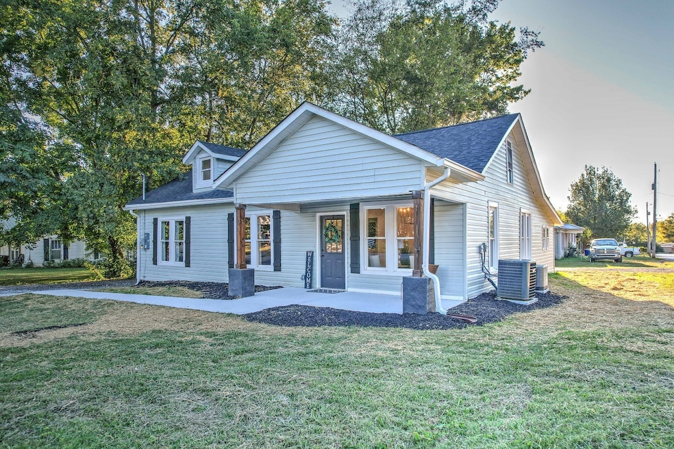 600 Moody St, Shelbyville, TN 37160 - photo 1