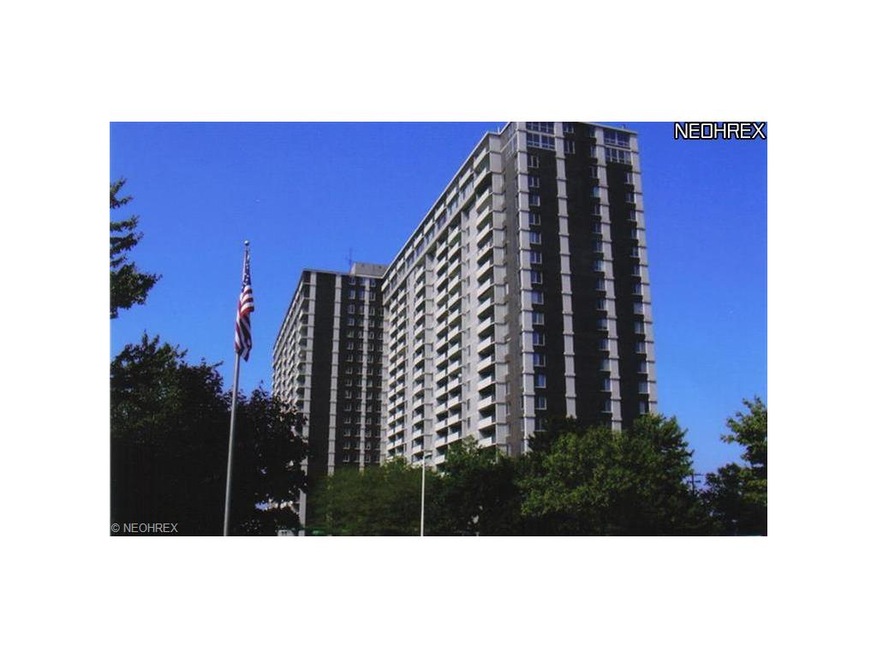 The Carlyle on the Lake unit 411, Lakewood, OH 44107 - photo 1