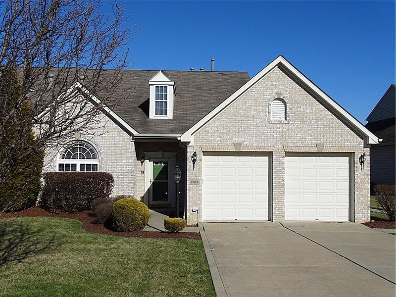 Excellent curb appeal with level entry
