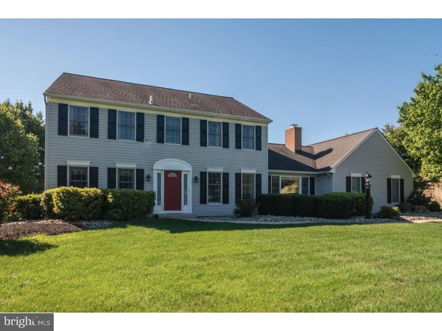 808 Cottonwood Dr, Malvern, PA 19355 - photo 1