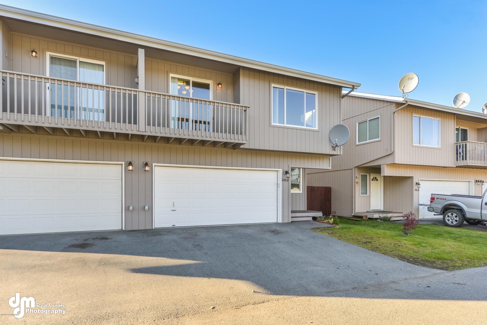 Exterior_8848-FULL