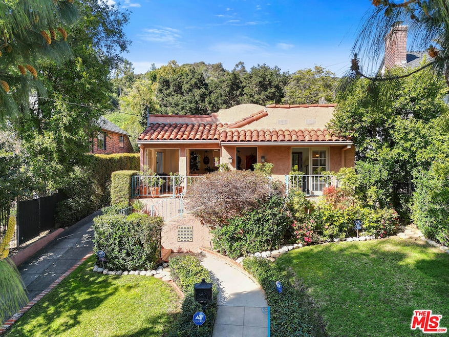 Sold $1,713,000 • Co-Listing Agent