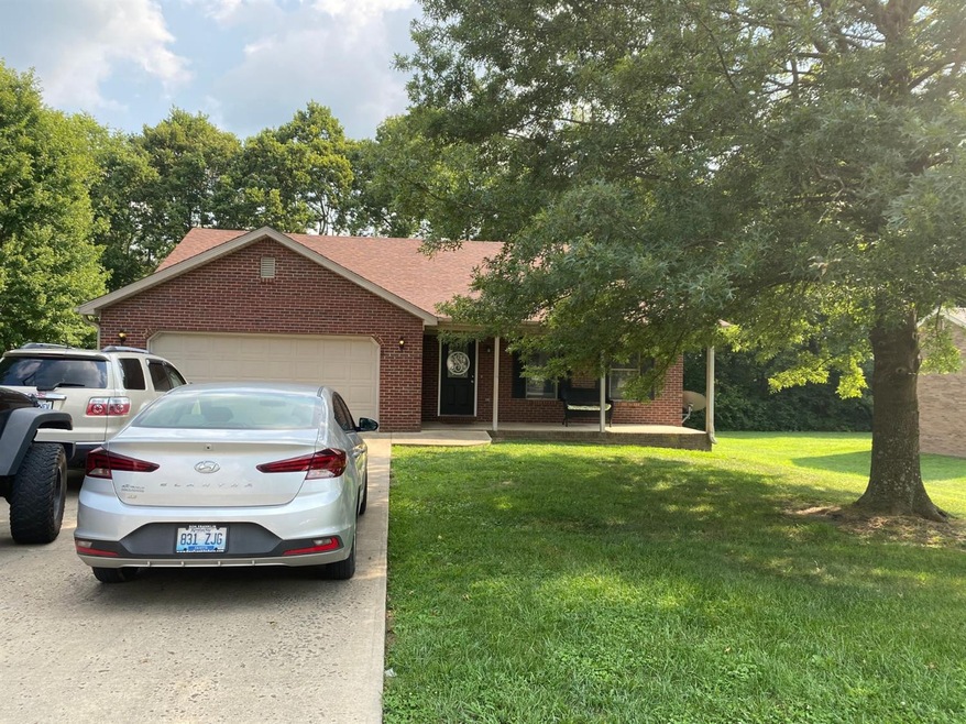 352 Virginia Ave, Harrodsburg, KY 40330 - photo 1