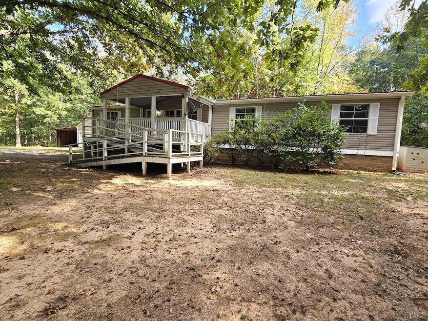 7962 Five Forks Rd, Pamplin, VA 23958 - photo 1