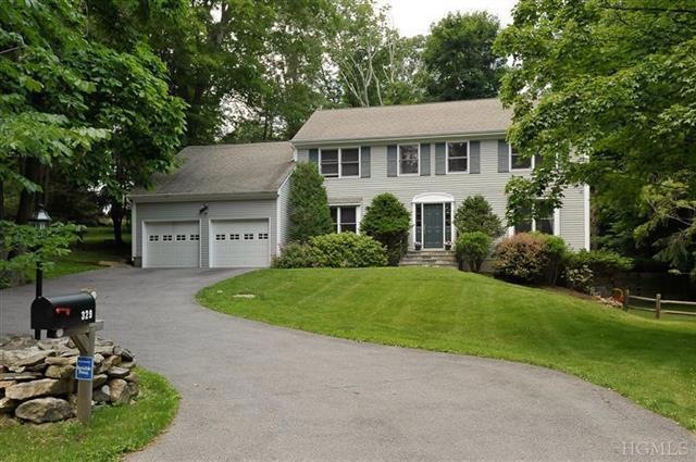 329 Douglas Rd, Chappaqua, NY 10514 - photo 1