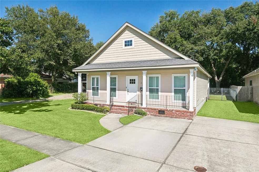 Under Contract $399,500