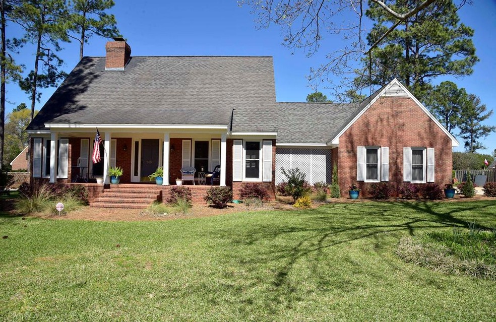 2609 Ridgewood Ln, Albany, GA 31707 - photo 1