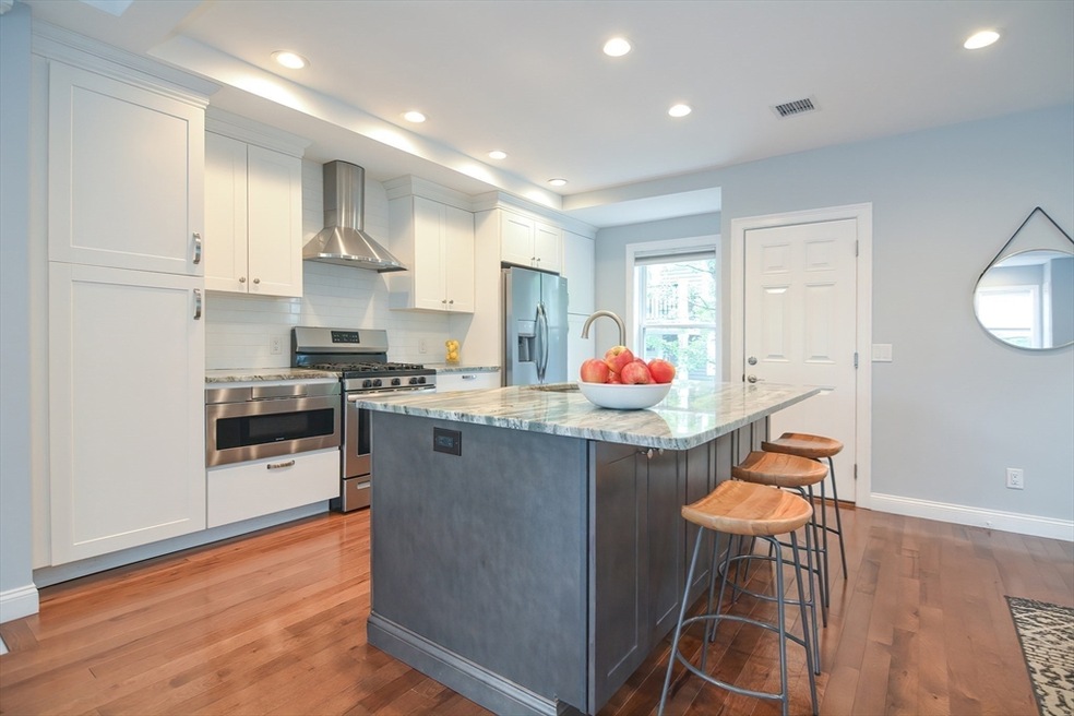 22 Lake St unit 2, Somerville, MA 02143 - photo 1