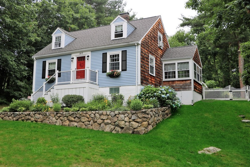 140 Cushing St, Hingham, MA 02043 - photo 1