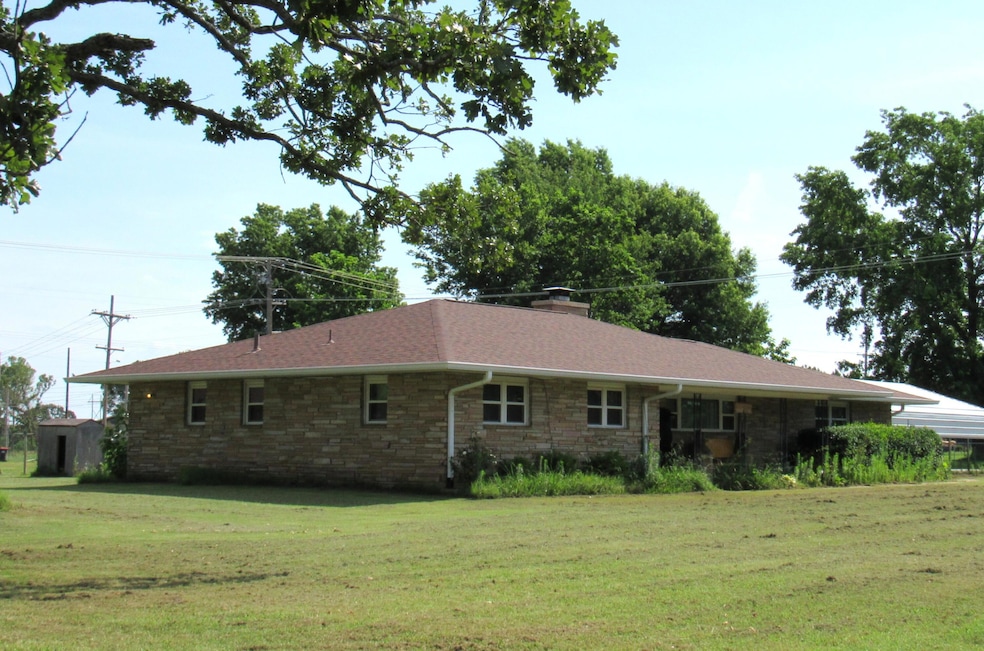 For Sale $225,000 • Co-Listing Agent