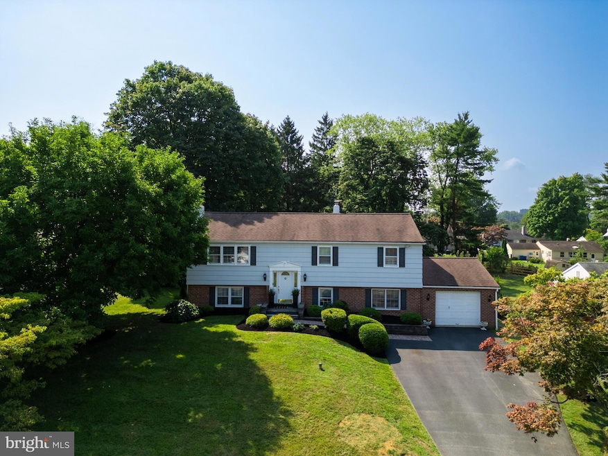 1260 Ravens Ln, West Chester, PA 19382 - photo 1