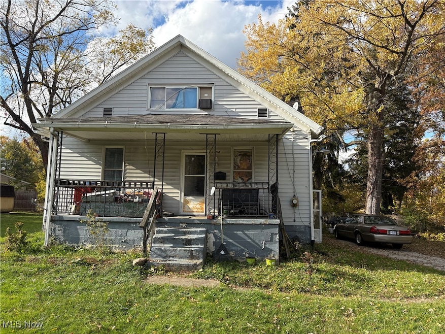 1194 Diagonal Rd, Akron, OH 44307 - photo 1