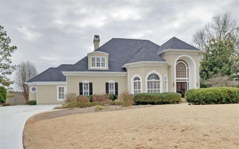 House sit on to view 3rd Fairway, also overlooks C