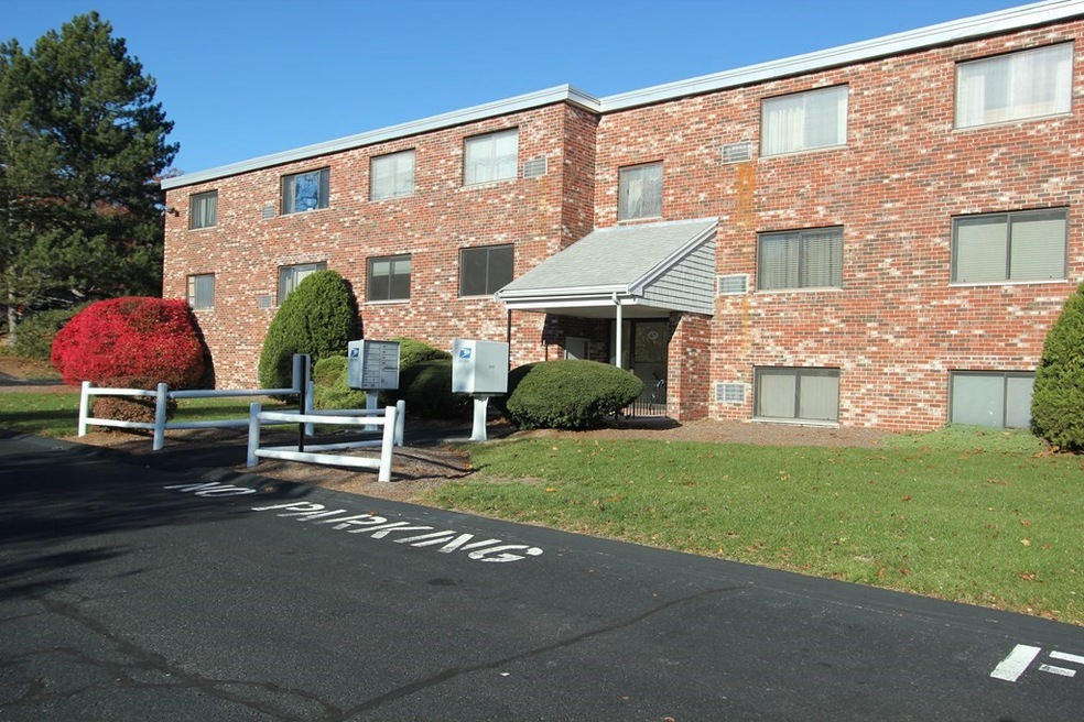 67 Milliken Ave unit 16, Franklin, MA 02038 - photo 1