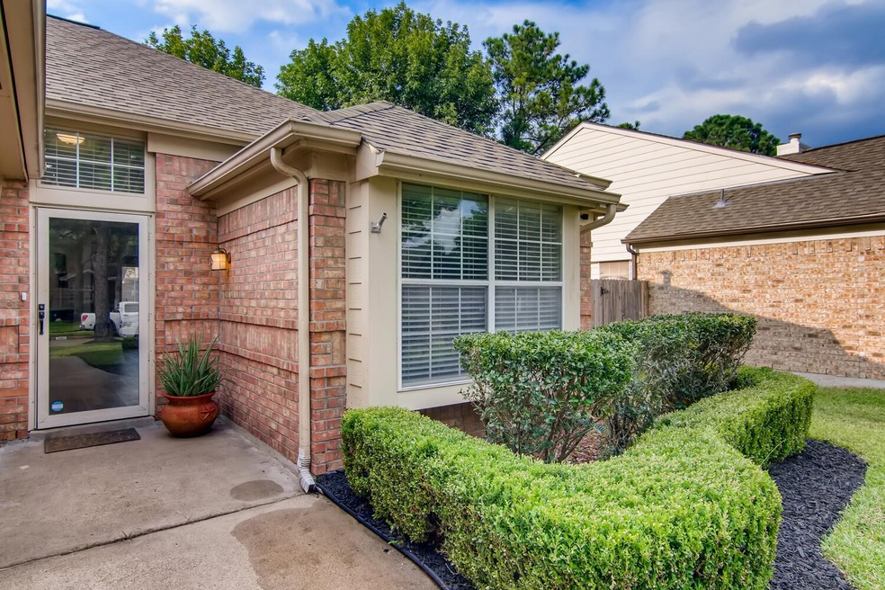 7055 River Garden Dr, Houston, TX 77095 - photo 1