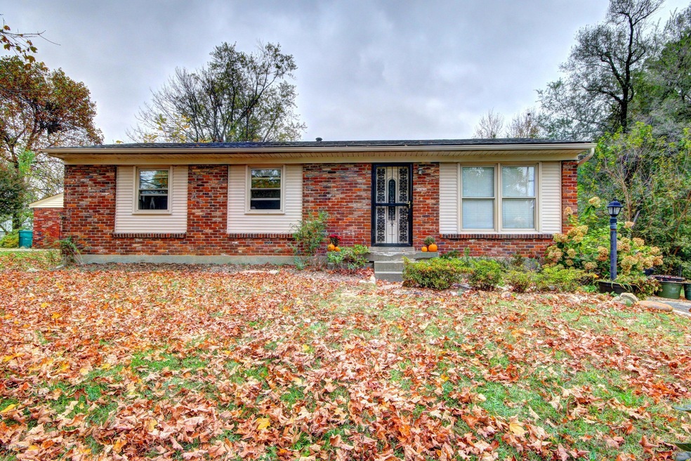 5507 Tealeaf Ct, Louisville, KY 40291 - photo 1