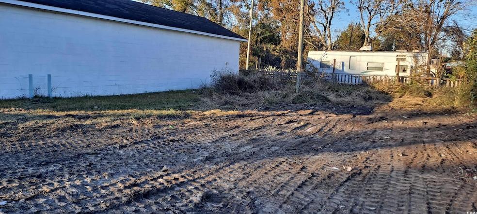 208 W Main St, Andrews, SC 29510 - photo 1