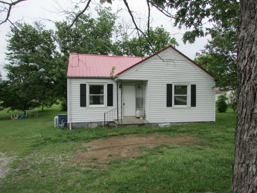 319 Woodbury Hwy, Manchester, TN 37355 - photo 1