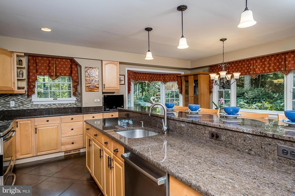 2005 Woodland Rd, Annapolis, MD 21409 - photo 1