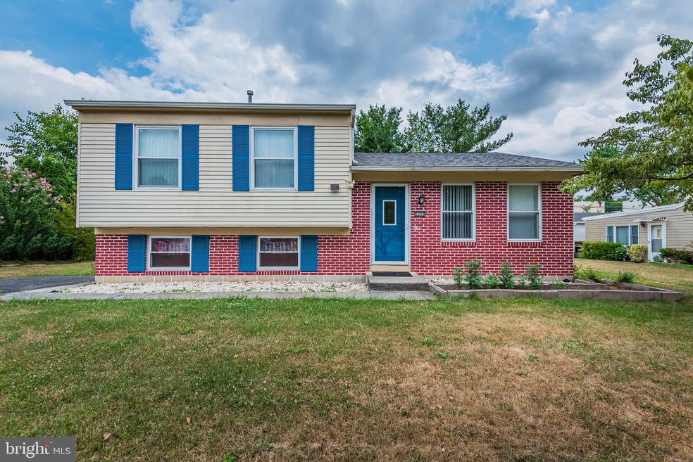 5509 Lancaster St, Harrisburg, PA 17111 - photo 1