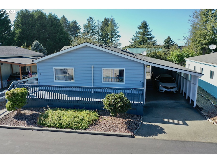 97940 W Benham Ln unit 17, Brookings, OR 97415 - photo 1
