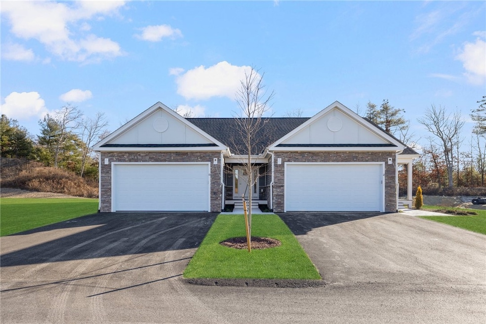 38 Overlook Ln, Glocester, RI 02814 - photo 1