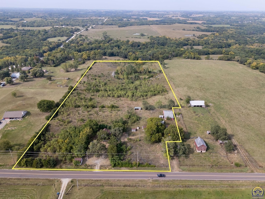 15644 94 Rd, Hoyt, KS 66440 - photo 1