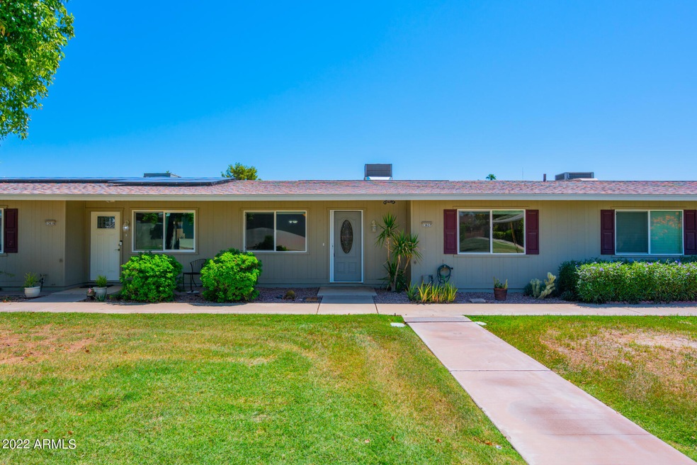 13637 N 111th Ave, Sun City, AZ 85351 - photo 1