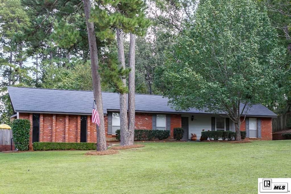 2104 Greenbriar Dr, Ruston, LA 71270 - photo 1