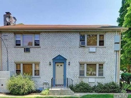 84 Cardinal Ln unit 2-A, Islip, NY 11751 - photo 1