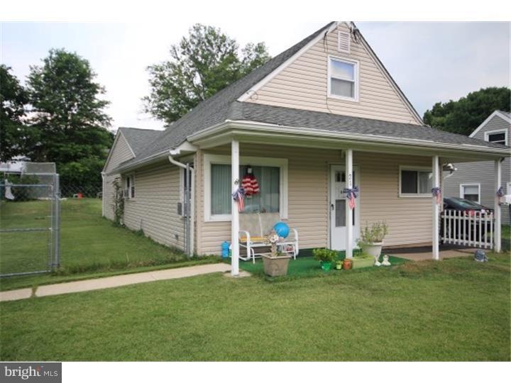 21 Dunmore Ave, Ewing, NJ 08618 - photo 1