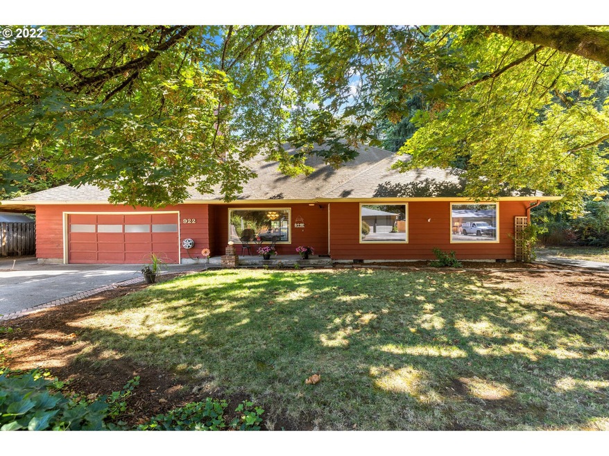 922 N Maple Ln, Canby, OR 97013 - photo 1