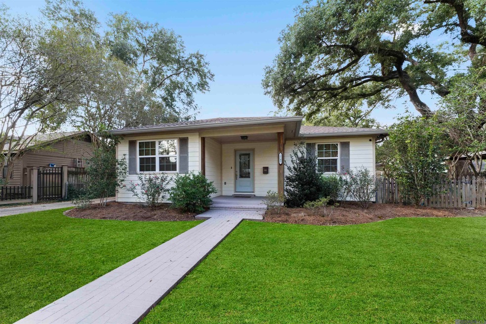 2245 Pickett Ave, Baton Rouge, LA 70808 - photo 1
