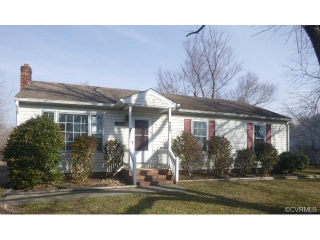 5842 Huntingcreek Dr, North Chesterfield, VA 23237 - photo 1